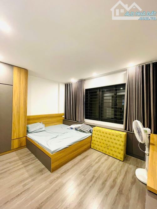 Phố VIP Đào Tấn, 33m2, 5 tầng mới đẹp, giá hơn 6 đồng - 2