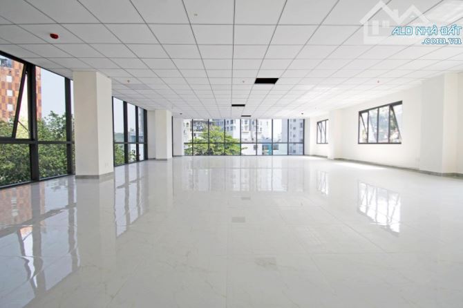 Phùng Chí Kiên, VP 100m2 thông sàn, thoáng sáng cần cho thuê gấp - 2