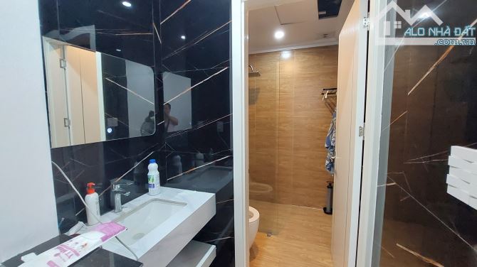 Bán nhà Trần Nguyên Hãn, Lê Chân, 4,5 tầng, 66m2, 7,9 tỷ. - 2