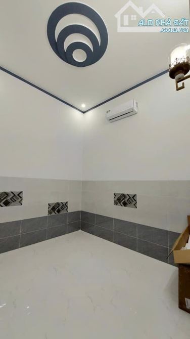 Cíu em Cíu em ! Chú em cần bán gấp căn nhà 72m2 sổ hồng riêng ở Bà Điểm 4 giá 768tr - 3