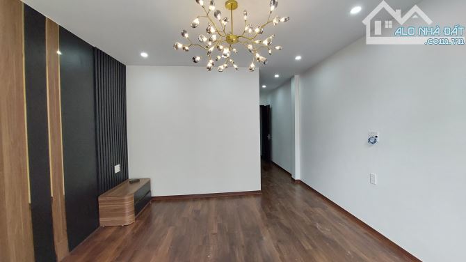 Bán nhà Trần Nguyên Hãn, Lê Chân, 4,5 tầng, 66m2, 7,9 tỷ. - 4