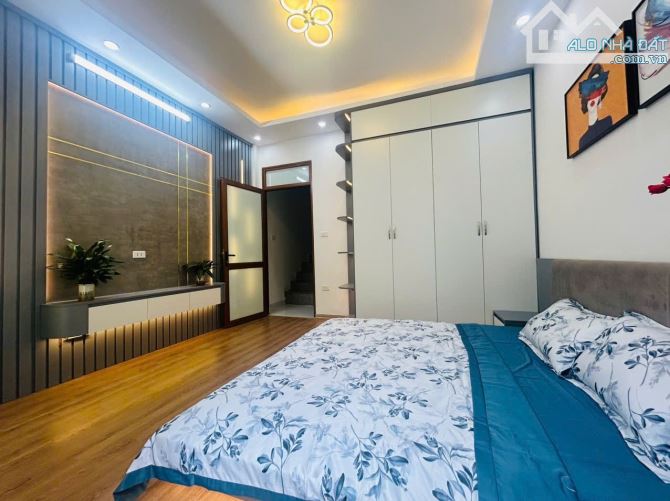 Hơn 5 tỷ, nhà đẹp 32m2 Phố Bạch Mai, thoáng trước sau, ngõ thông rộng, đầy đủ nội thất - 4