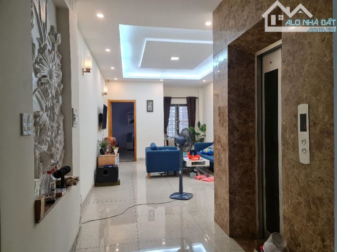 Nhà 5 tầng, 135m2, hẻm oto, khu VIP đường Đào Duy Anh, P9 - 4