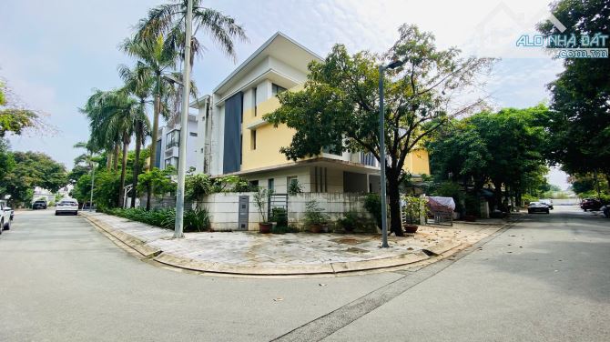 Bán nhà căn góc dự án Grand Land Quận 9 kdc Gia Hòa đường Trịnh Công Sơn (206m2) 18.5 tỷ - 5