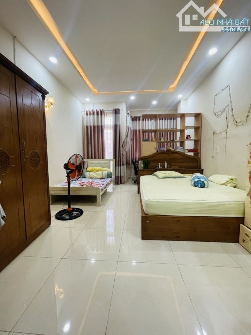 Nhỉnh 7 tỷ có nhà 4 tầng Hẻm nhựa 6m ngay khu Bàu Cát Quận Tân Bình - 6
