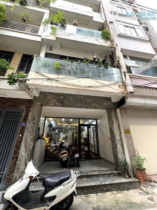 Bán nhà phố Hoàng Mai. Sổ A4 51m2, 6 tầng 3 ngủ, MT5m. Giá 15.3 tỷ thỏa thuận