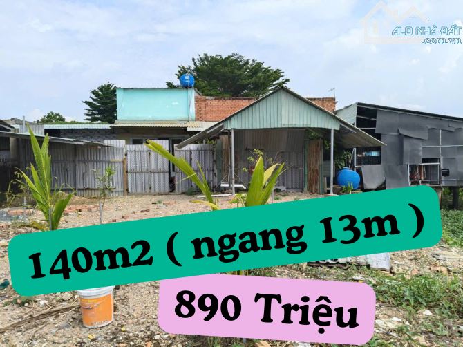 140m2 ( Ngang 13m ) Đất Sổ Riêng Xe Hơi Phường Tân Vạn Chỉ 890 Triệu.