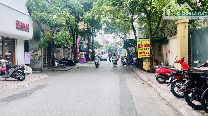 bán nhà ngõ 298 Ngọc Lâm, 85m, mặt tiền 5.5m, nở hậu, ôtô tránh, ôtô dừng đỗ ngày đêm