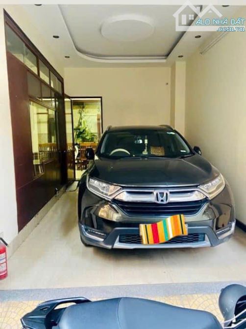 PHÂN LÔ NGÔ THÌ NHẬM, Ô TÔ ĐỖ CỬA, 51M, 10.25 Tỷ