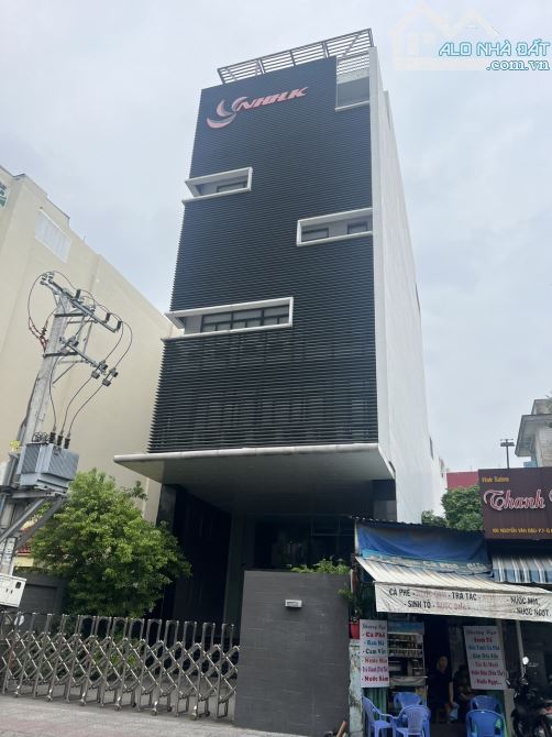 Building 102-102A Nguyễn Văn Đậu, Bình Thạnh. DT: 404m2 - Hầm, 8 Tầng - HĐ Thuê 600 Tr/Th