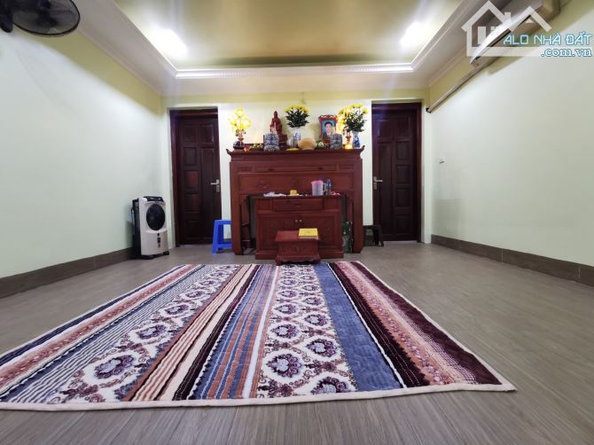 Bán gấp nhà Mp Chiến Thắng, dt 82m2, 6t thang máy, mt 4.8m. Giá 30 Tỷ.  Lh Huy Ông Địa - 1
