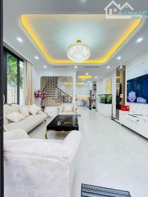 nhà đẹp Đại Từ 74.1m, 5tầng, ngõ ô tô tránh thông, ở sướng, giá 22.81 tỷ - 1