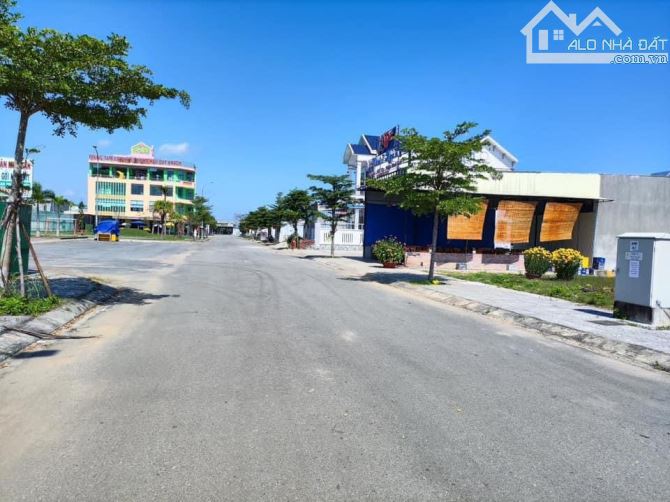 Bán lô đất đối lưng QL1A, ngay trung tâm hành chính Mộ Đức giá chỉ 1,0xx tỷ - 1