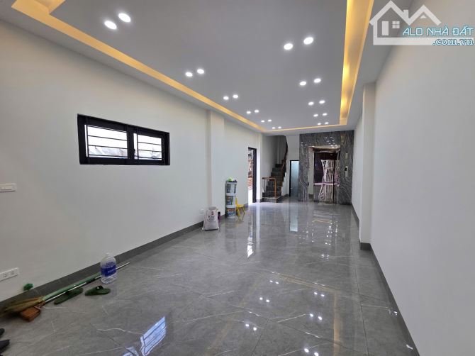 Siêu phẩm Ngọc Thụy - Long Biên Diện tích: 41,3m2 (thực tế xây 46m2) 6 tầng thang máy - 1