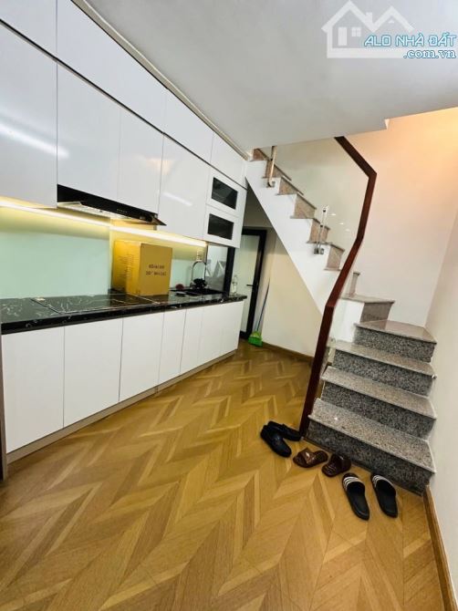 Nhà Yên Sở, Hơn 2 tỷ, Vị trí hiếm, 4 Tầng, Full Công năng, Gần hồ Yên Sở, Sổ đỏ chính chủ - 1