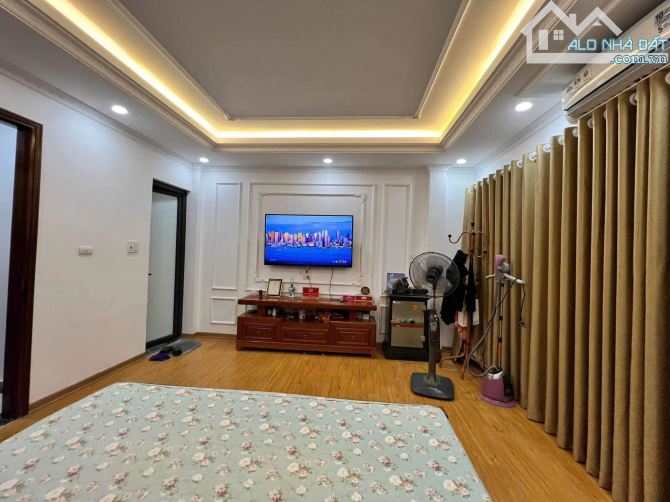 vip cát linh - ngõ to rộng - 7 tầng thang máy - nhà đẹp lung linh- 34m2*7t - 1