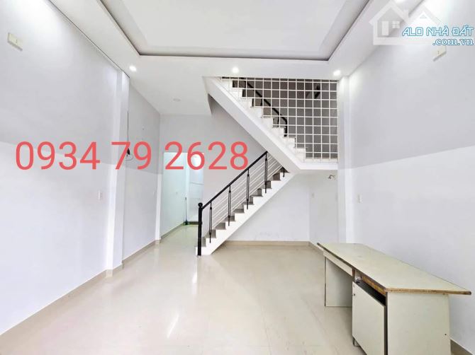 BÁN NHÀ NGUYỄN HUY TƯỞNG 2 TẦNG- 65M2( đất)- Ô TÔ ĐẬU ĐỖ- SÁT BẾN XE ĐÀ NẴNG- 2550 - 1