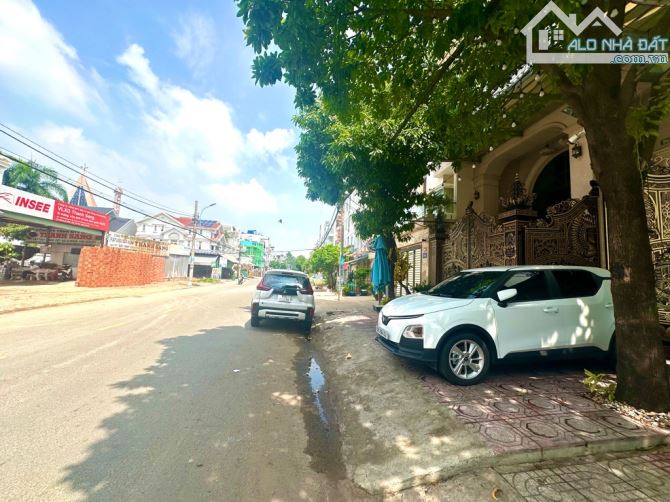 Bán Biệt Thự mặt tiền Tên Lửa, 200m2, 10x20m, 6 Tầng, có hầm, sân thượng, có thang máy. - 1
