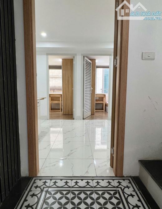 Bán nhà 31m², 5 tầng, mặt tiền 4m tại Đỗ Nha, giá cực hợp lý 💥 - 2