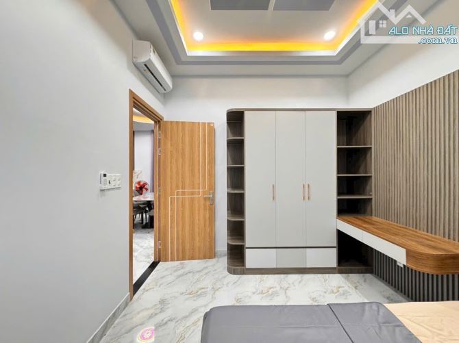 HIẾM - NHÀ ĐẸP NGANG 7M - QUANG TRUNG P10 GV - NGAY KHU TRUNG TÂM QUẬN - DT 70M² - 2 TẦNG - 2