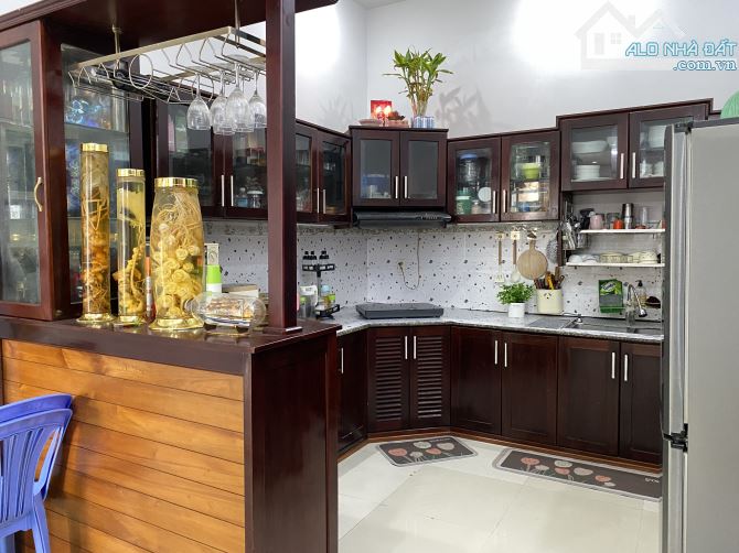 Bán nhà 2 tầng hẻm đường 2/4 Vạn Thắng, Nha Trang gần chợ Đầm - 2