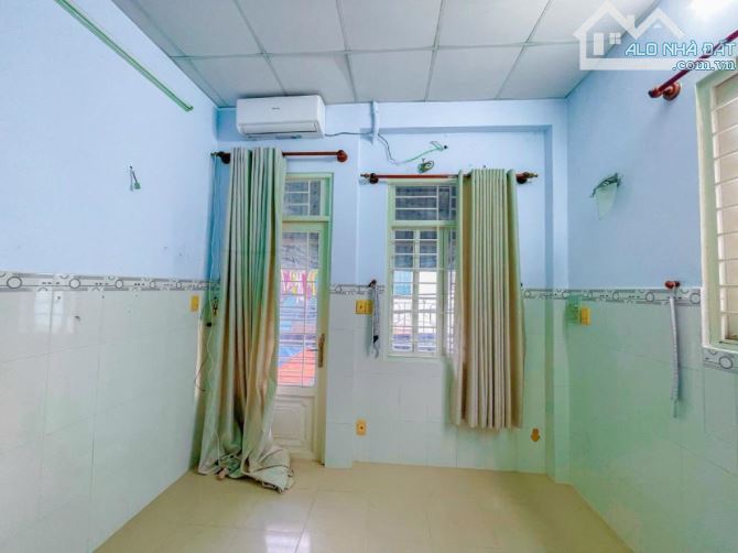 Bán nhà Tạ Quang Bửu, quận 8, 46m2, 3 tầng, ngang 3,8m, không quy hoạch, sổ hồng riêng, nh - 3