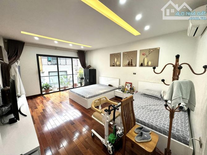 Bán nhà phố Hoàng Mai. Sổ A4 51m2, 6 tầng 3 ngủ, MT5m. Giá 15.3 tỷ thỏa thuận - 4