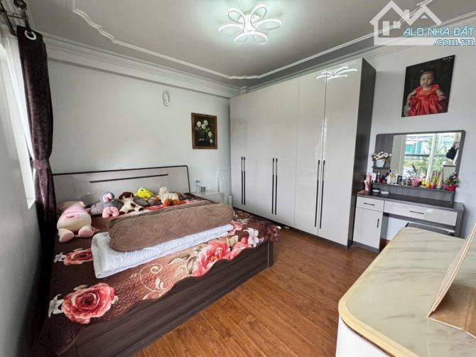 🏡 Căn villa 2 mặt tiền toạ lạc giữ trung tâm đường Ngô Thì Nhậm P4 Đà Lạt - 4