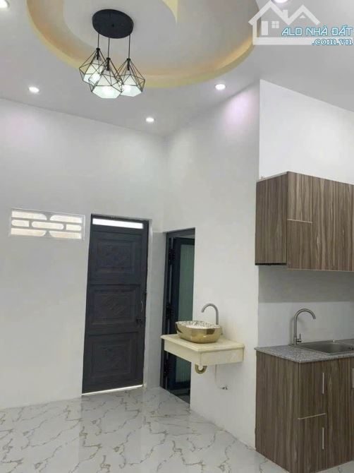 bán gấp căn nhà 72,5m2 ở Xuân Thới Thượng - Hóc Môn GIÁ  710tr - 4