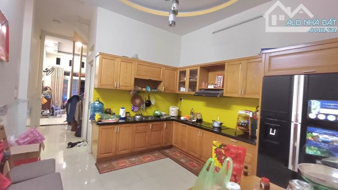 Bán Gấp Nhà HXH Đường đất mới Phường BTD A Bình Tân DT khủng 4mx20m 4 Tầng chỉ 6.7 Tỷ - 4