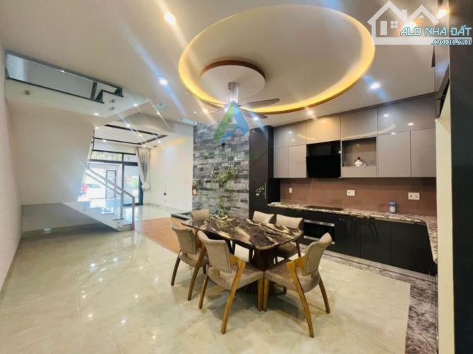 🧡 CHO THUÊ NHÀ NGUYÊN CĂN 3 TẦNG MẶT TIỀN LƯ GIANG - 130 M² - 3 PN - GIÁ 13 TRIỆU - 5