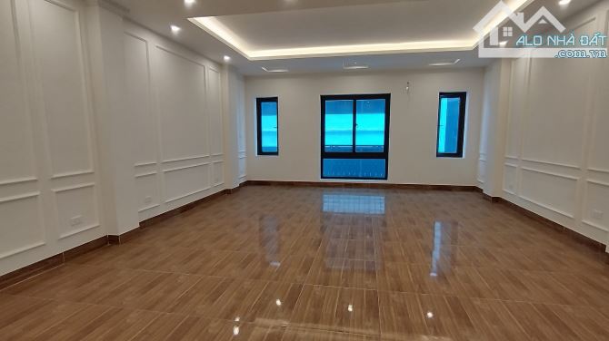 Bán nhà liền kề khu đô thị Văn Khê, lô góc, nhà đẹp ô chờ thang máy, 110m2 giá giá đầu tư - 5