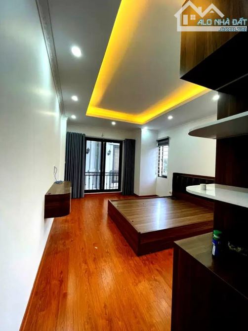 Bán Nhanh Căn 4.49 Tỷ, 38m2, 5 Tầng, Xuân Đỗ, Long Biên - Full Nội Thất, Gần Ô Tô - 5