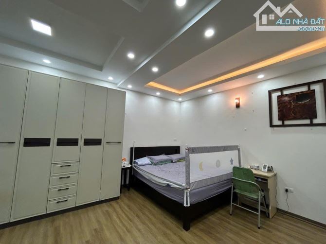 Nhỉnh 12 tỷ - Bán Gấp - Kim Mã - Ba Đình - Dtsd: 56m² x 4,5 tầng - 6