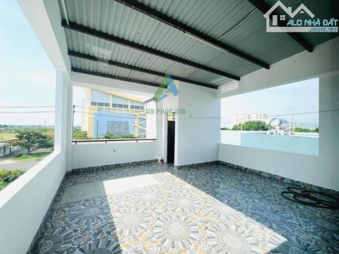 🧡 CHO THUÊ NHÀ NGUYÊN CĂN 3 TẦNG MẶT TIỀN LƯ GIANG - 130 M² - 3 PN - GIÁ 13 TRIỆU - 7