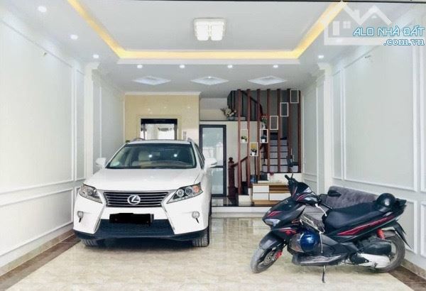 Bán nhà Hồ Tùng Mậu 45m2,7 tầng,thang máy nhập khẩu Ý,Mec đỗ cửa,kinh doanh,nhỉnh 12 tỷ