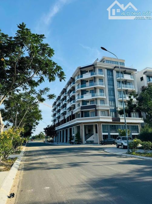 BÁN GẤP KHÁCH SẠN 7 TẦNG KHU ĐÔ THỊ BIỂN BÌNH SƠN NINH THUẬN - K2 CHỈ 13TR/M2