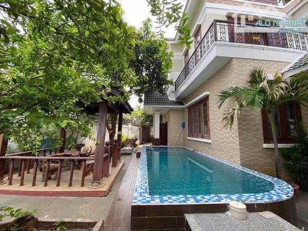 GIẢM MẠNH_VILLA HỒ BƠI NGHỈ DƯỠNG_ GÓC 2 MẶT TIỀN 340M2_KHU VIP PHƯƠNG NAM_CHỈ 32 TỶ