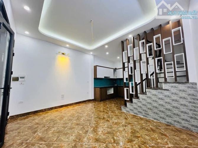 🏘️ HÀNG HIẾM TÂY HỒ - MỚI XÂY TUYỆT ĐẸP  🔥 39m2 👉 5 tầng 👉 3 ngủ 👉 mặt tiền 4m  🏡 Xâ