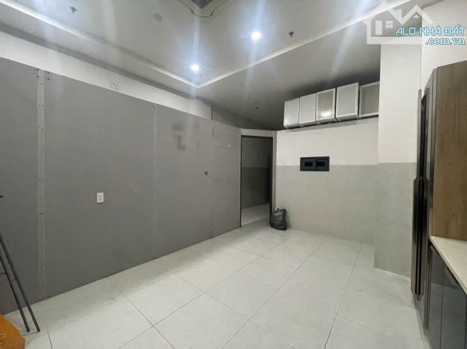 Cho Thuê Mặt Bằng Trần Xuân Soạn Quận 7 150m2