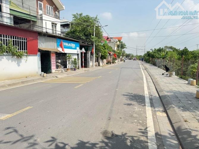 🚘🚘🚘 OTO CHẠY VÒNG TRÒN QUANH ĐẤT  - CÁCH 15M RA OTO TRÁNH - CÁCH CÔNG VIÊN KIM QUY 300M