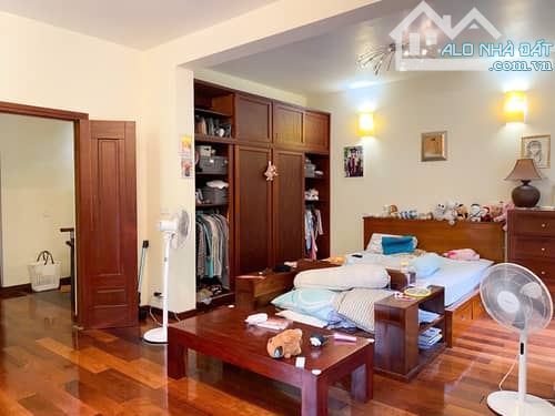 Bán Biệt Thự VIP 4 Tầng Tại Mỹ Đình 200m2 - Đẳng Cấp và Tiện Nghi Chỉ 60 Tỷ - 1