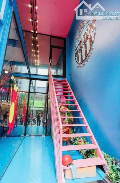Cho thuê NHÀ HÀNG, CAFE 19 Bùi Thij Xuân. Dt: 6X25 m, Kc: trệt 1 lầu - 1