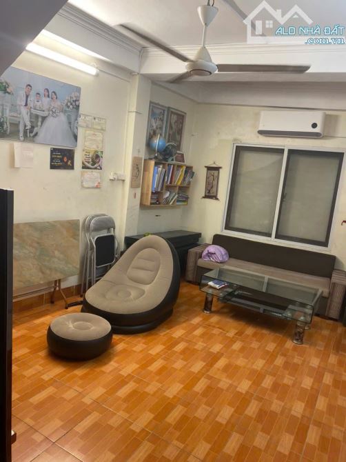 NHÀ GẦN TRƯỜNG CHUYÊN NGUYỄN HUỆ, QUANG TRUNG, HÀ ĐÔNG, DT 35M2, 5 T, MT 3.4M, HƠN 6TỶ - 1