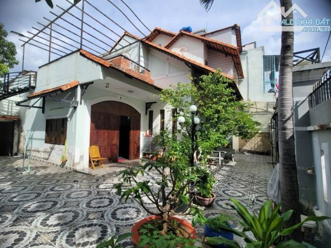 Sát mặt tiền Nguyễn Thị Thập Bình Thuận Q7, 2 tầng 333m2 ngang 17.5m, 36 tỷ - 1