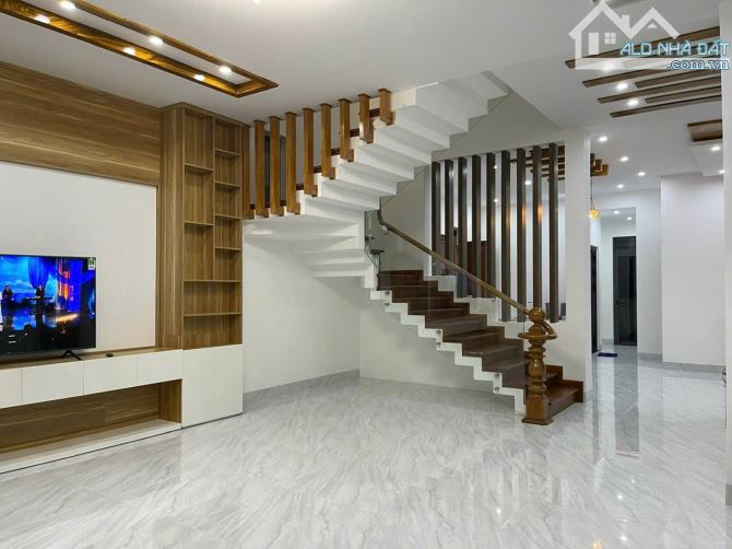 Bán căn villa Trịnh Hoài Đức- Phường 11 Đà Lạt🏠213m-10,5 Tỷ ✨️Có view thành phố - 16