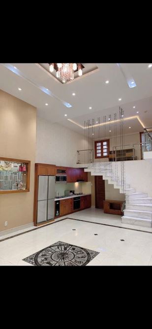 Cho Thuê Căn Hộ Phú Hoàng Anh , 5PN , 3WC , 200m2 , Penthouse ,Full Nội Thất , 21 triệu/th - 2