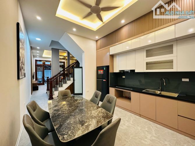 Hoa Hậu_Có 1_ 0 _2. Phố Đại Từ, phường Đại Kim_ Ngõ Ô tô- 30m ra MP. 60m2. Giá 11 tỷ. - 2