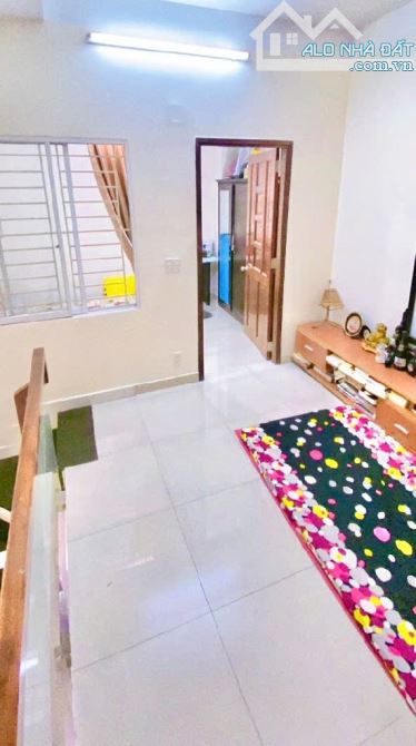 Bán nhà Âu Dương Lân, quận 8, 55m2, ngang 4m, sổ hồng riêng, 3 tầng btct, nhỉnh 5 tỷ - 2