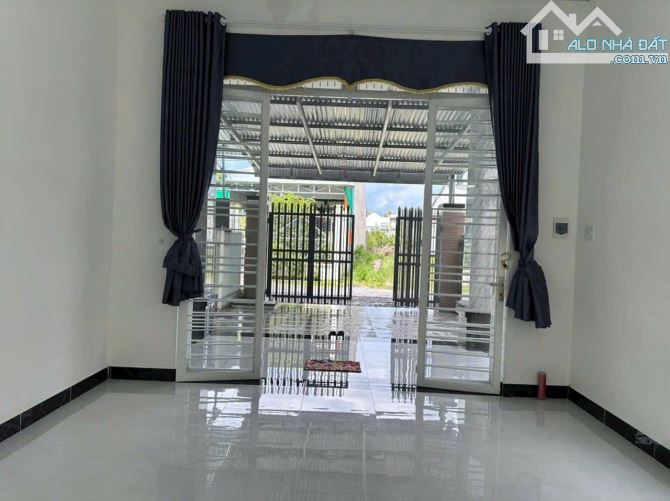 Bán gấp căn nhà cấp 4 100m2 giá 1tỷ2 Đường Bùi Thị He, Thị trấn Củ Chi gần chợ Củ Chi - 2